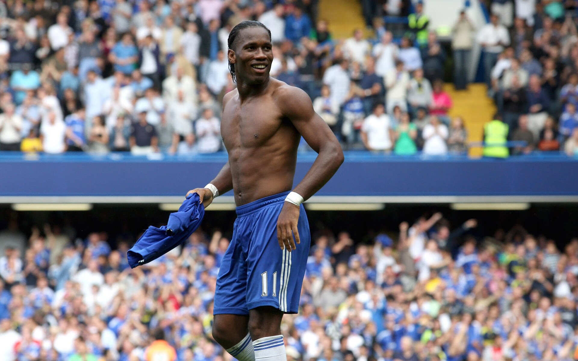 世界杯赛后“世界前十中场”榜单引发大讨论